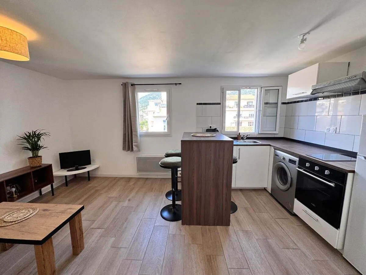公寓 Appartement Central Cosy Et Calme Pres De La Gare 土伦