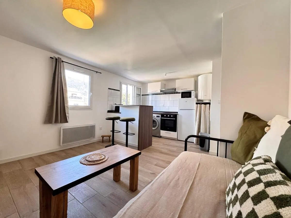 아파트 Appartement Central Cosy Et Calme Pres De La Gare 툴롱